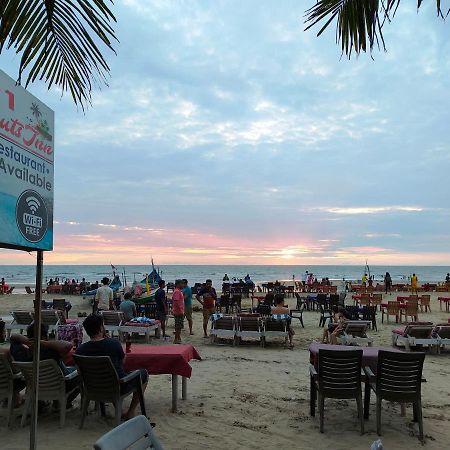 21Coconuts Inn Арамбол Екстер'єр фото